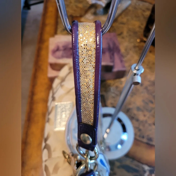 Coach Poppy shoulder bag - Picture 6 of 11